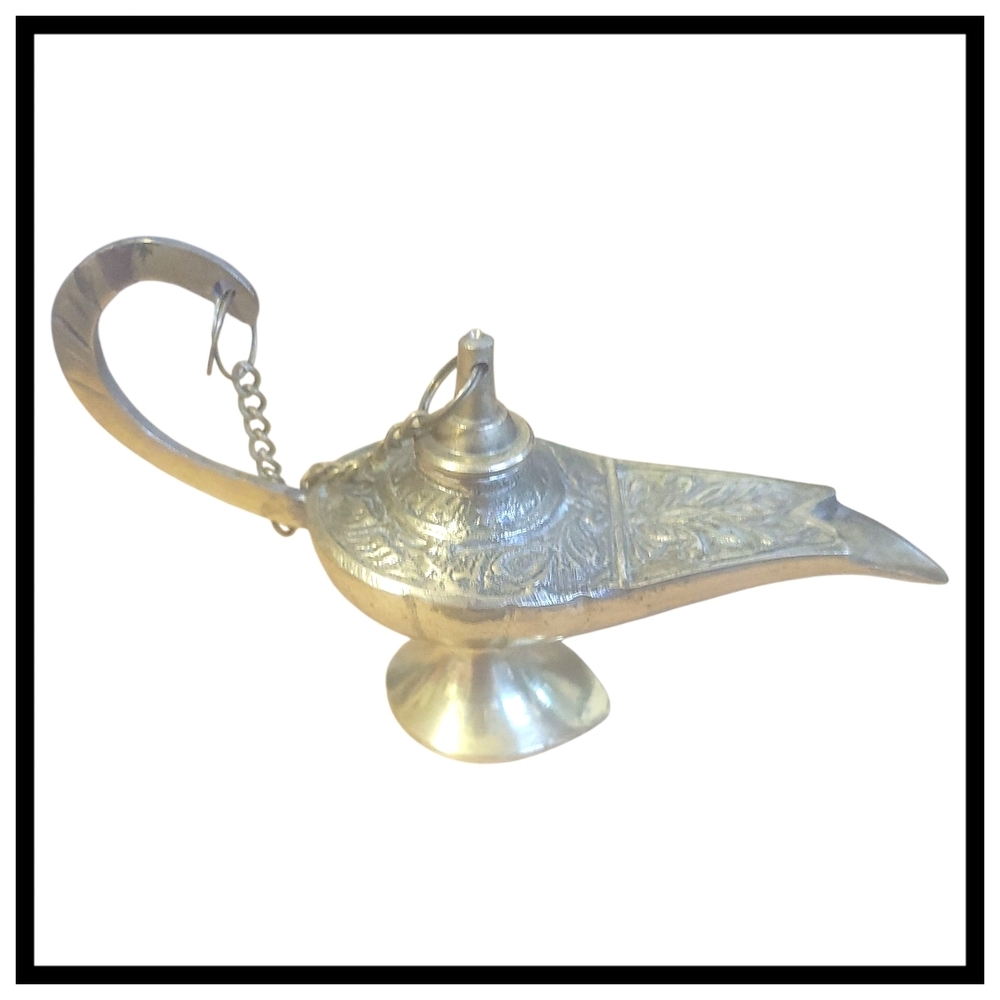 Elegant Gold Lamp Candle Holder